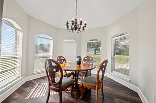 810 Waite Dr, Lewisville, TX 75077 - Photo 12