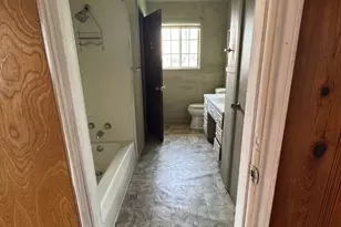 2800 Jerry Mashek Dr, West, TX 76691 - Photo 4