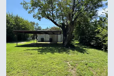 618 Woodard Avenue, Cleburne, TX 76033 - Photo 8