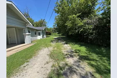 618 Woodard Avenue, Cleburne, TX 76033 - Photo 40