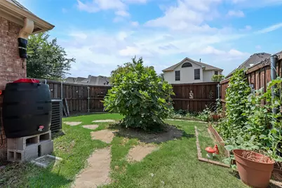 8609 Old Oak Drive, Irving, TX 75063 - Photo 34