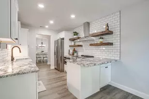 1003 Canton Rd, Cleburne, TX 76033 - Photo 14