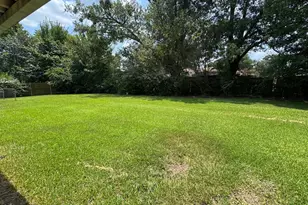 860 40th St SE, Paris, TX 75462 - Photo 16