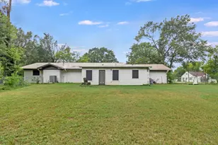 203 S Hogg St, Streetman, TX 75859 - Photo 8