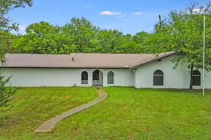 203 S Hogg St, Streetman, TX 75859 - Photo 4