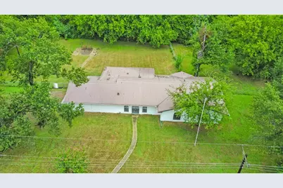 203 S Hogg Street, Streetman, TX 75859 - Photo 2