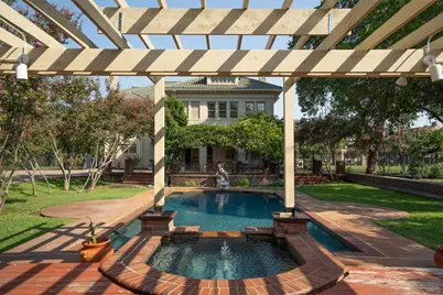 1001 Elizabeth Boulevard, Fort Worth, TX 76110 - Photo 30