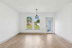 5012 Elizabeth St, Granbury, TX 76048 - Photo 8