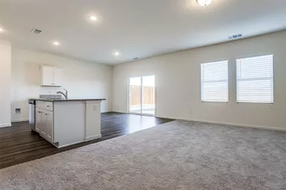 622 Colgate Circle, Princeton, TX 75407 - Photo 2