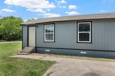 1601 Sam Houston Street, Bellmead, TX 76705 - Photo 2