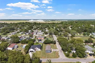 1601 Sam Houston St, Bellmead, TX 76705 - Photo 16