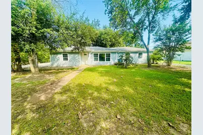 801 N Hwy 34, Kaufman, TX 75142 - Photo 1