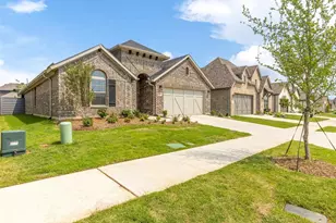 7001 Mapleshade Way, Little Elm, TX 76227 - Photo 2