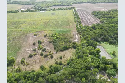 435 County Road 3520, Honey Grove, TX 75446 - Photo 4