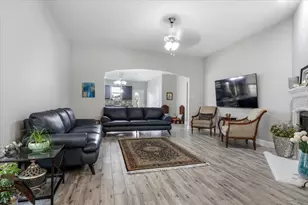 10121 Bridgewater Dr, McKinney, TX 75072 - Photo 6