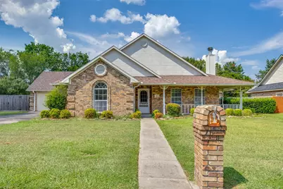 703 Mockingbird Street, Bonham, TX 75418 - Photo 1