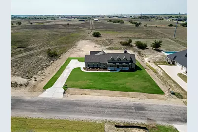 1033 Lilly Lane, Weatherford, TX 76088 - Photo 40