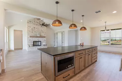 1033 Lilly Lane, Weatherford, TX 76088 - Photo 12