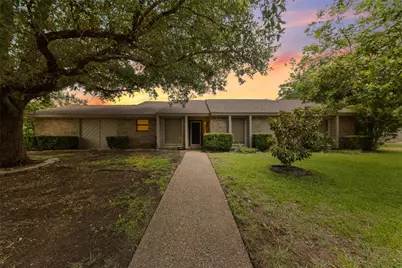 9915 Ramblewood Drive, Woodway, TX 76712 - Photo 1