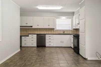 4009 Western Circle, Greenville, TX 75401 - Photo 8