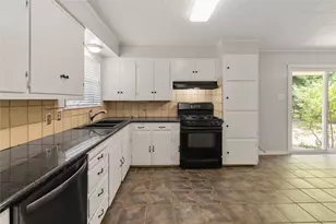 4009 Western Cir, Greenville, TX 75401 - Photo 12