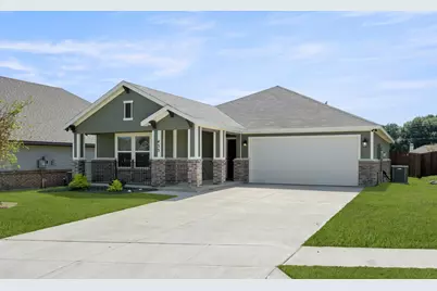433 Rose, Cleburne, TX 76033 - Photo 2