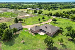 867 Durning Rd, Van Alstyne, TX 75495 - Photo 2