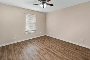 210 N Harrison St, McGregor, TX 76657 - Photo 14