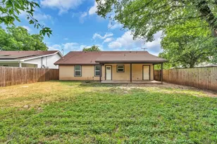 210 N Harrison St, McGregor, TX 76657 - Photo 22