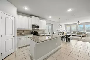 106 Cool Meadows Ln, Red Oak, TX 75154 - Photo 6