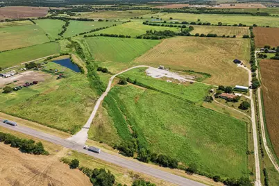 536 Fm 2738, Alvarado, TX 76009 - Photo 2