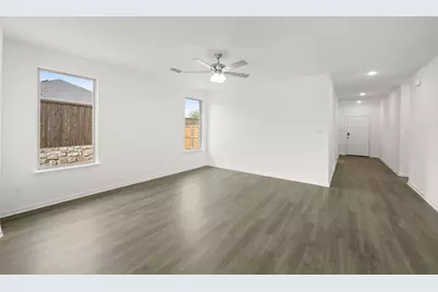 110 Honey Bee Drive, Cleburne, TX 76031 - Photo 4