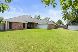 1010 Westgate Dr, Farmersville, TX 75442 - Photo 36