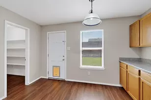 708 Lark Dr, Aubrey, TX 76227 - Photo 14