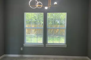 300 Austin St, Alvarado, TX 76009 - Photo 14