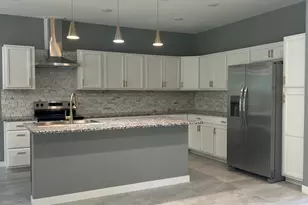 300 Austin St, Alvarado, TX 76009 - Photo 12