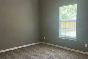 300 Austin St, Alvarado, TX 76009 - Photo 32