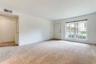 7904 Royal Ln, Dallas, TX 75230 - Photo 2