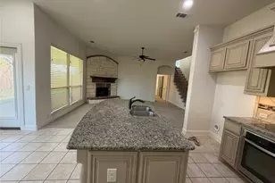 513 Harvest Trl, Midlothian, TX 76065 - Photo 4