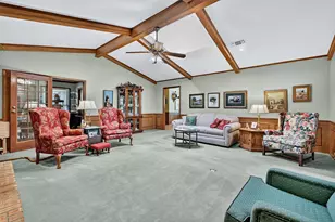 702 Kiowa Dr W, Lake Kiowa, TX 76240 - Photo 10