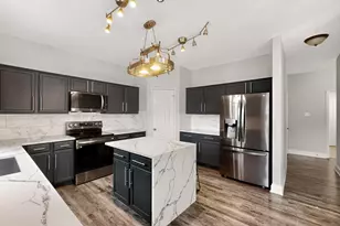 2305 Sumac Ct, Little Elm, TX 75068 - Photo 10