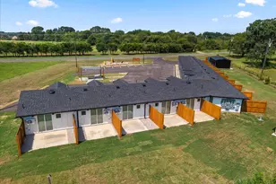 900 S Tool, Tool, TX 75143 - Photo 4