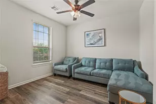 1805 Augustus Dr, Fort Worth, TX 76120 - Photo 4