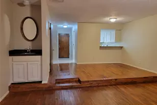 6646 E Lovers Ln, Dallas, TX 75214 - Photo 4