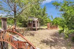 1011 Sister Grove Rd, Van Alstyne, TX 75495 - Photo 32