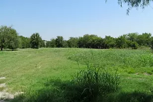 2809 Turner Warnell Rd, Arlington, TX 76001 - Photo 1