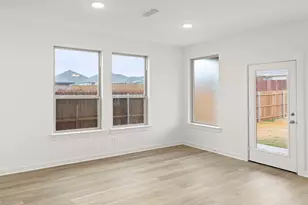 1628 Elle, Aubrey, TX 76227 - Photo 8