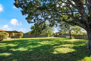 151 Peach Tree Rd, Gun Barrel City, TX 75156 - Photo 38