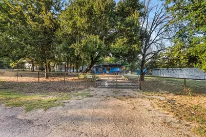 391 Gina Circle, Granbury, TX 76049 - Photo 18