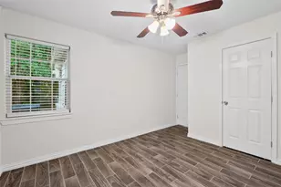 14617 Oakwood Ln, Balch Springs, TX 75180 - Photo 12